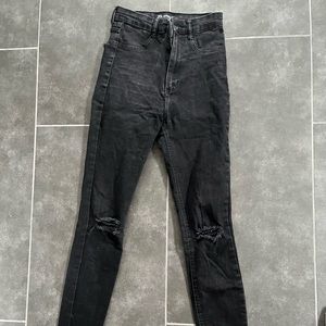 black skinny jeans